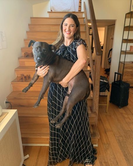 D’Arcy Carden with her dog.